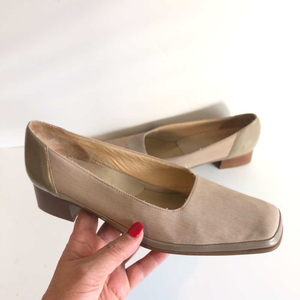 RANGONI FIRENZE Beige Canvas Leather Classic Pumps